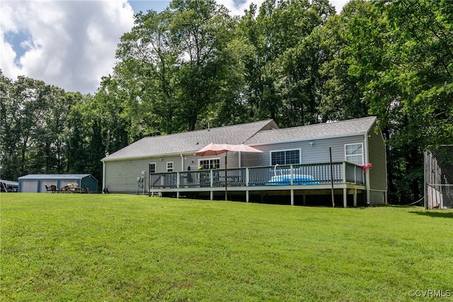 12900 Spring Run Rd, Midlothian, VA 23112 - back of house featuring a deck, a lawn, and view of scattered trees