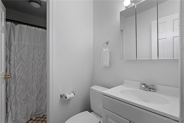 10 Skipwith Green Cir, Henrico, VA 23294 - full bathroom featuring vanity and a shower with shower curtain