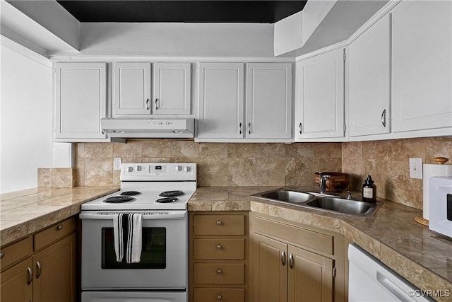 10 Skipwith Green Cir, Henrico, VA 23294 - kitchen featuring white appliances, under cabinet range hood, tile countertops, and tasteful backsplash