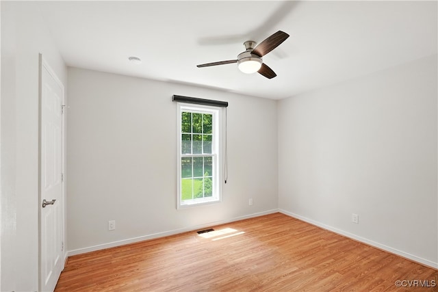 15685 Kennons Ln, Amelia, VA 23002 - spare room with light wood-type flooring and ceiling fan