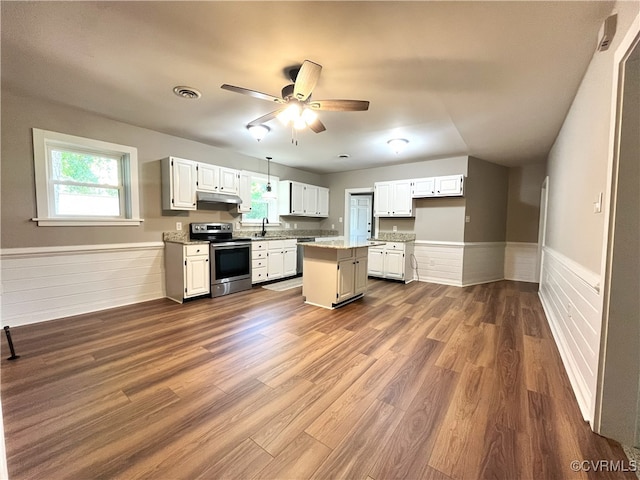 12027 Old Buckingham Rd, Midlothian, VA 23113 - kitchen with appliances with stainless steel finishes, wainscoting, ceiling fan, white cabinets, and dark wood-style flooring