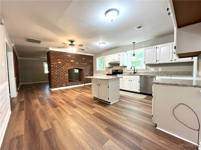 12027 Old Buckingham Rd, Midlothian, VA 23113 - kitchen featuring stainless steel appliances, ceiling fan, a center island, white cabinets, and light wood-type flooring