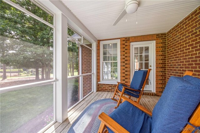 2619 Mulberry Row Rd, Midlothian, VA 23113 - sunroom featuring a ceiling fan