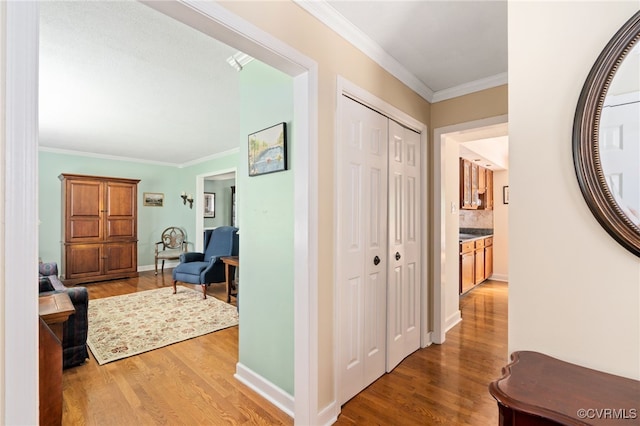 1917 Moonwind Pl, Henrico, VA 23238 - hallway with wood finished floors and ornamental molding