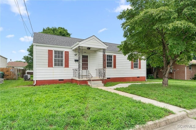 200 Hargrave Ave, Colonial Heights, VA 23834 - view of front of house with crawl space and a shingled roof