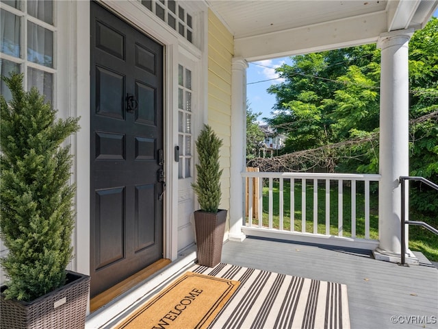 130 N Jefferson St, Petersburg, VA 23803 - doorway to property with a porch