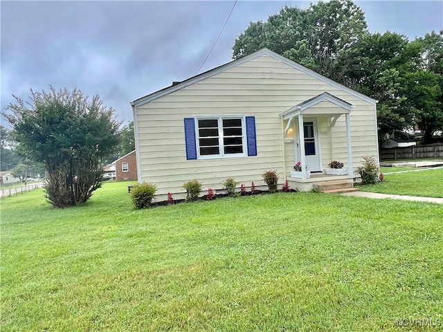 318 Youngs Rd, Petersburg, VA 23803 - view of bungalow-style home