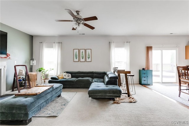 6007 Faulkner Dr, North Chesterfield, VA 23234 - carpeted living room with ceiling fan