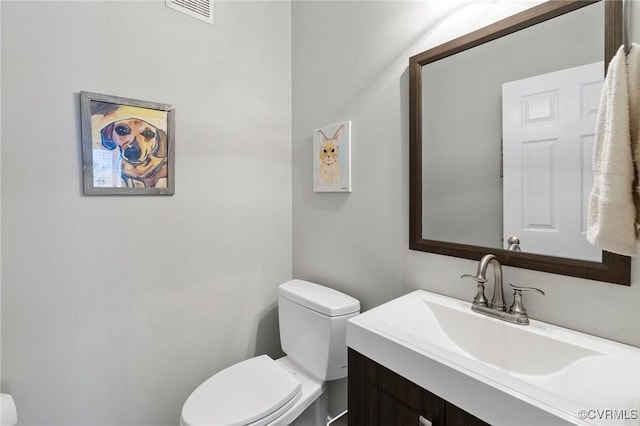 2925 Mariners Pl, Midlothian, VA 23112 - bathroom with toilet and vanity