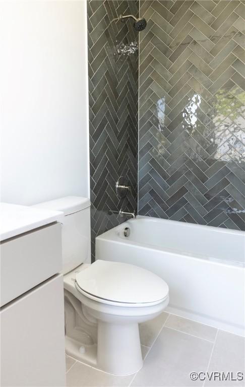 4812 Lake Summer Loop, Moseley, VA 23120 - full bathroom with vanity and shower / bathtub combination