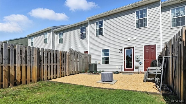 1954 Kennington Park Rd, Aylett, VA 23009 - rear view of property featuring a fenced backyard