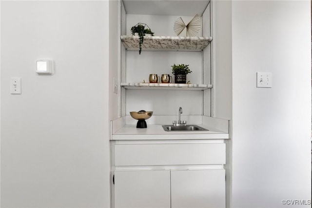 118 N Lombardy St, Richmond, VA 23220 - view of indoor wet bar
