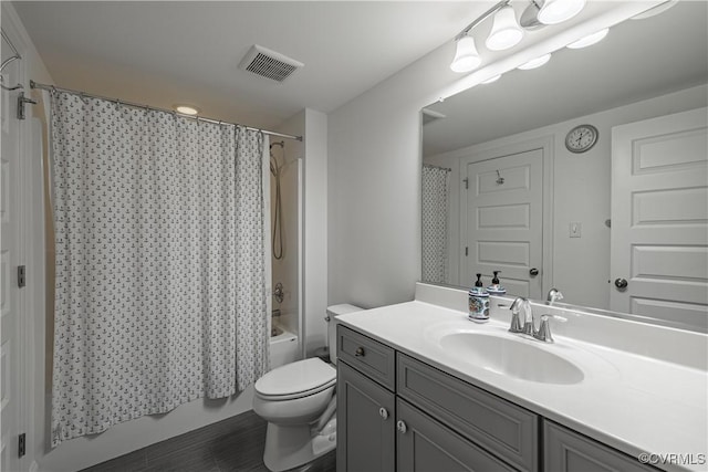 2449 Gold Leaf Cir, Henrico, VA 23233 - full bathroom featuring vanity and shower / bath combo