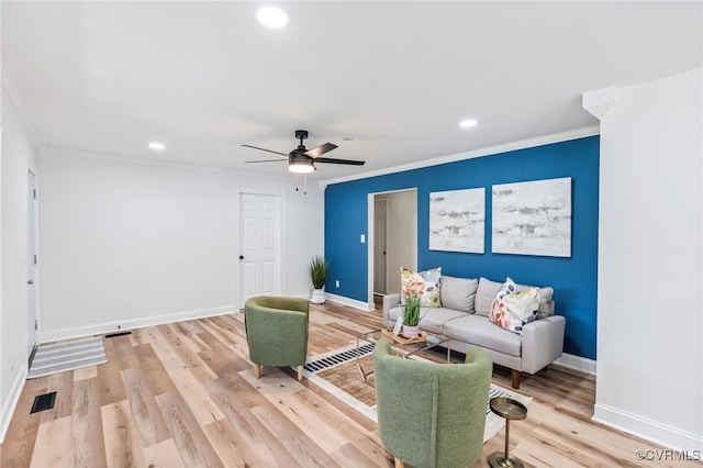 5318 Pine Hill Rd, Sutherland, VA 23885 - living area featuring ornamental molding, light wood-style floors, recessed lighting, and a ceiling fan
