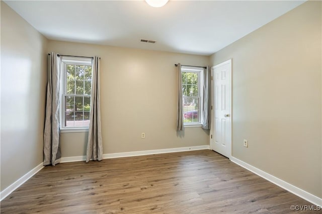 11556 New Forest Trl, Chesterfield, VA 23112 - spare room featuring wood finished floors and baseboards