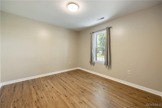 11556 New Forest Trl, Chesterfield, VA 23112 - empty room with baseboards and wood finished floors