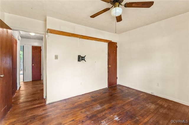 507 Tavern St, Blackstone, VA 23824 - empty room featuring hardwood / wood-style floors and a ceiling fan