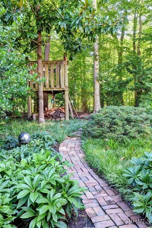305 E Tazewells Way, Williamsburg, VA 23185 - view of yard