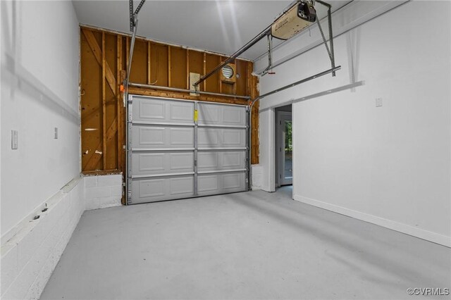 2941 Ellesmere Dr, Midlothian, VA 23113 - view of garage