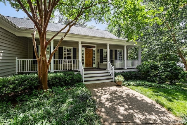 405 Elm Creek Dr, Manakin Sabot, VA 23103 - ranch-style house featuring a porch and a shingled roof