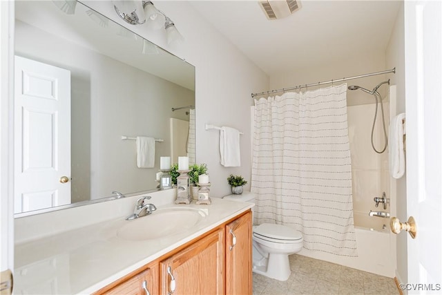 206 Northgate Ct, North Chesterfield, VA 23236 - bathroom featuring vanity, shower / bath combo, and tile patterned flooring