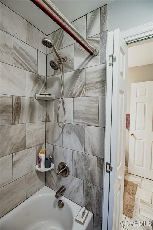 25014 James Ave, Dinwiddie, VA 23803 - full bathroom with bathing tub / shower combination