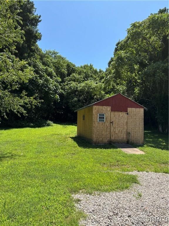 2921 Dupuy Rd, Petersburg, VA 23803 - photo 3