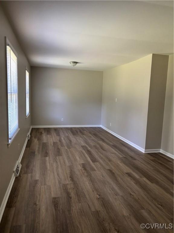 2921 Dupuy Rd, Petersburg, VA 23803 - photo 7
