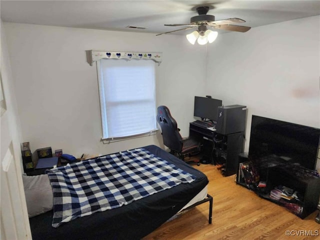 5724 Linda Rd, Sandston, VA 23150 - bedroom with wood finished floors and a ceiling fan