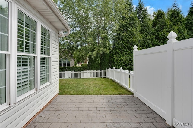 5027 Lewisetta Dr, Glen Allen, VA 23060 - view of patio with view of wooded area