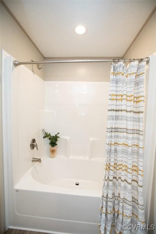 12 Sunset Ln, Rice, VA 23966 - full bath with shower / bath combination with curtain