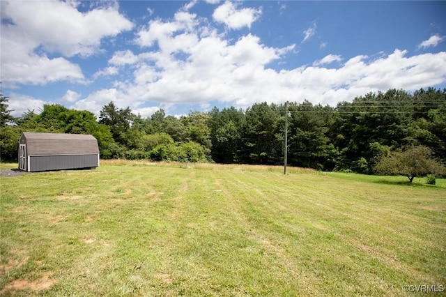 12 Sunset Ln, Rice, VA 23966 - view of green lawn featuring a storage unit