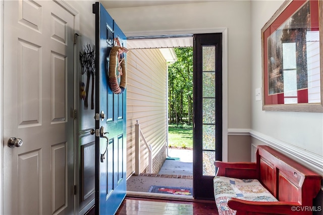 4672 Bell Rd, Powhatan, VA 23139 - foyer featuring wood finished floors