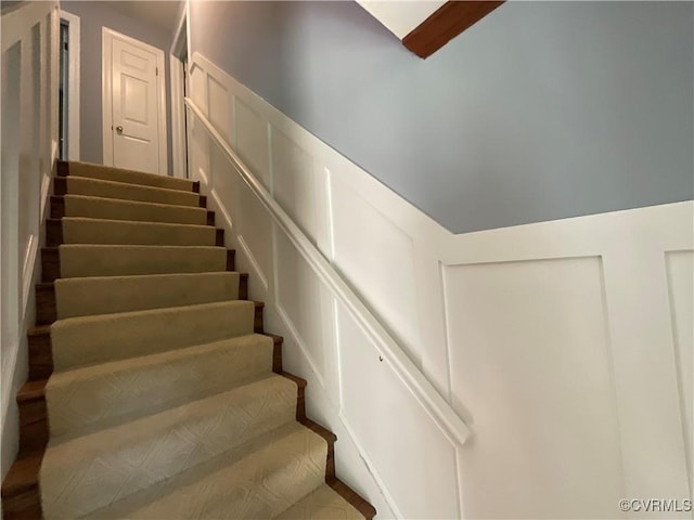2458 Happy Hill Ln, Mechanicsville, VA 23111 - view of stairway