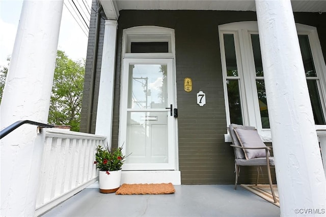 7 N Davis Ave, Richmond, VA 23220 - entrance to property with a porch