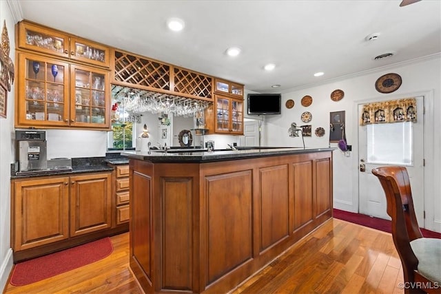 4312 Erlene Ct, Chester, VA 23831 - indoor wet bar featuring light wood-style flooring, ornamental molding, and recessed lighting