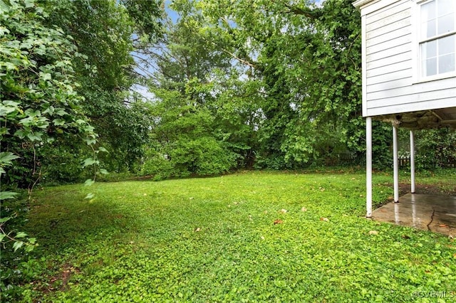 3205 Birchbrook Rd, Henrico, VA 23228 - view of grassy yard featuring a patio