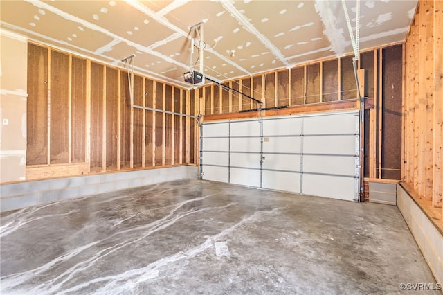 6118 Pond Grass Rd, Mechanicsville, VA 23111 - garage with a garage door opener