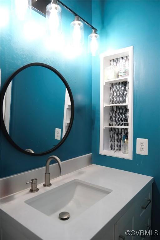 43314 Fullerton St, Ashburn, VA 20147 - bathroom with vanity