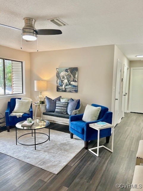 12665 Daybreak Cir Unit 12665, Newport News, VA 23602 - photo 2