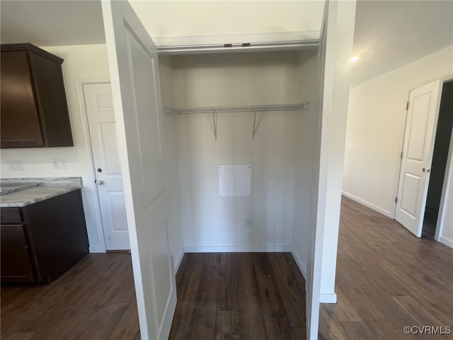 4913 Bailey Woods Ln, Midlothian, VA 23112 - view of closet