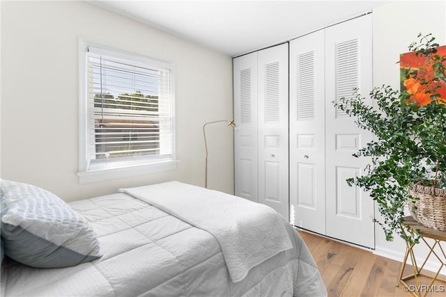 4709 Leadenhall Dr, Chesterfield, VA 23234 - bedroom with wood finished floors and a closet