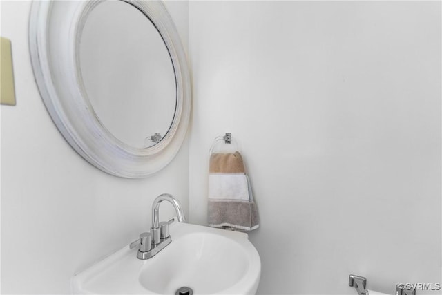 4709 Leadenhall Dr, Chesterfield, VA 23234 - bathroom featuring a sink