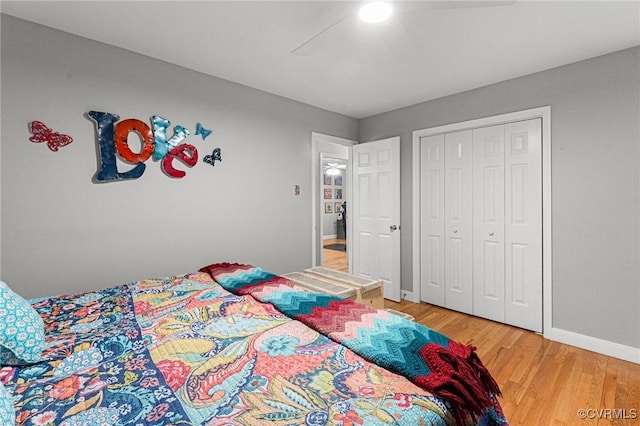 1200 Hybla Rd, Richmond, VA 23236 - bedroom with light wood-type flooring, a closet, and ceiling fan