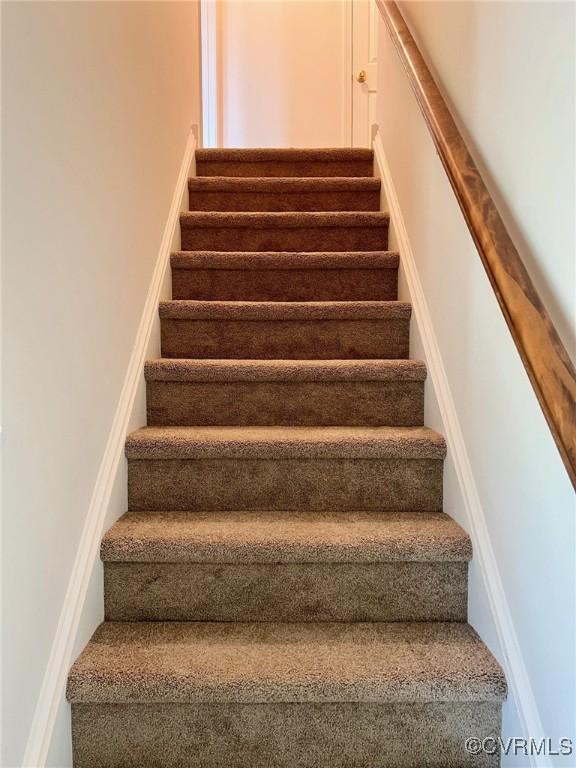 7019 Autumn Point Dr, North Chesterfield, VA 23234 - photo 2