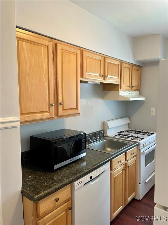 3535 Hanover Ave Unit B, Richmond, VA 23221 - kitchen with white appliances, dark wood-style floors, and under cabinet range hood