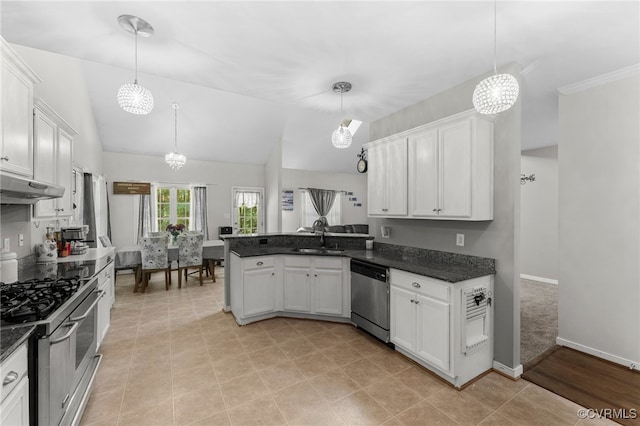 5129 Jenkins Forest Ln, Sandston, VA 23150 - kitchen featuring stainless steel appliances, a peninsula, under cabinet range hood, white cabinets, and lofted ceiling