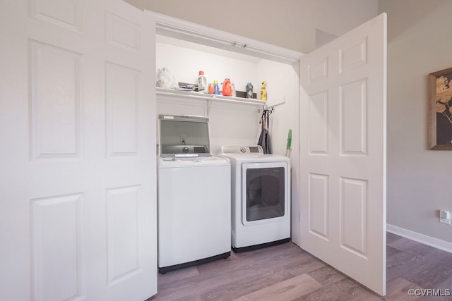 1014 Pennsylvania Ave, Glen Allen, VA 23060 - laundry area with washing machine and dryer and wood finished floors