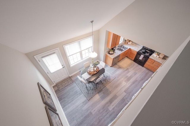 1014 Pennsylvania Ave, Glen Allen, VA 23060 - dining space featuring lofted ceiling and light wood-style flooring