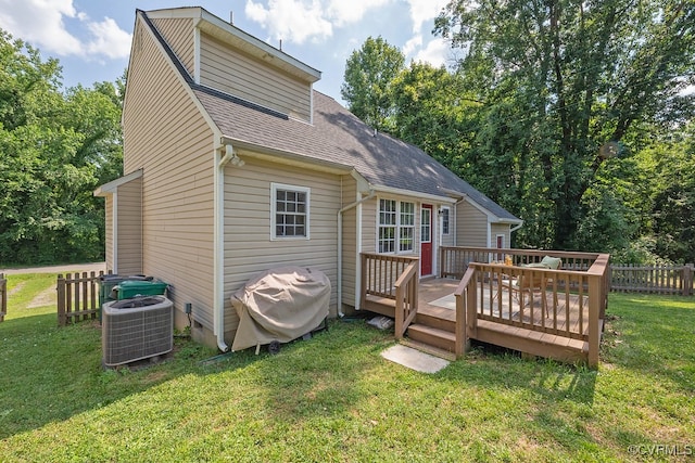 1014 Pennsylvania Ave, Glen Allen, VA 23060 - back of house featuring a shingled roof and a deck